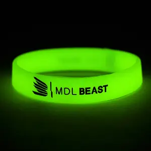 Oem Armband Leverancier Custom Logo Glow-In-The-Dark Siliconen Rubberen Armband Polsbandjes