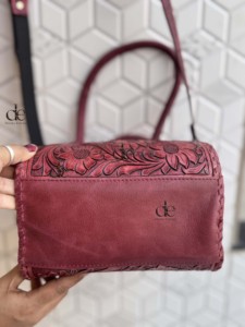 Nouveau Sac à Main Tendance en Cuir Sculpté à la Main, Style Bohème Gypsy, Sac à Bandoulière Fait Main Western Rose, Sac Polyvalent Élégant - Product Image 4