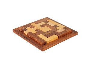 Jeu d'échecs compact classique en bois - Professionnel et adapté aux débutants - Design traditionnel écologique - Jeu de tournoi de luxe - Product Image 1