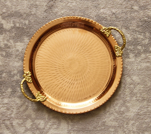 Plateau de service rond en cuivre fait main vintage, vente en gros pour la décoration de la maison, hôtel, restaurant, bar, ustensiles de cuisine, décoration de table 2026 - Product Image 1