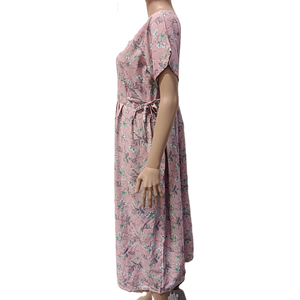 Chemise de nuit décontractée pour femme avec col rond, manches courtes, motif floral, en rayonne respirante, taille élastique, été, par Chrysanta - Product Image 4