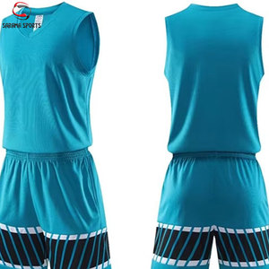 Nuevo diseño de uniforme de baloncesto impreso con logotipo bordado personalizado para entrenamiento - Product Image 6