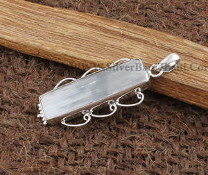 Wholesale Natural White Selenite Pendant <b>Necklace</b> Raw Satin Spar Stone Jewelry Energy Recharging Gemstone <b>for</b> Women <b>Men</b> - Product Image 4