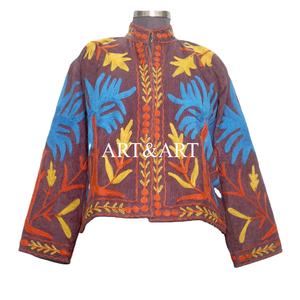 Veste matelassée à boutons avec broderie florale, doublure en coton rayé, faite à la main, style d'hiver et d'automne, séchage rapide, tenue de soirée - Product Image 1