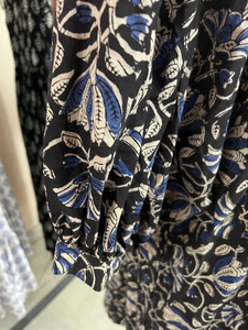 Robe en coton pour femmes indiennes, imprimée à la main, broderie florale, longueur maxi décontractée, avec pompon, mode durable - Product Image 5