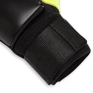 Gants de gardien de but de qualité supérieure pour l'entraînement, vente en gros à Sialkot, Pakistan. - Product Image 2