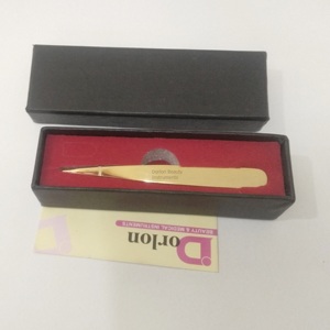 แหนบปลายแหลมเคลือบทองพร้อมกล่องบรรจุภัณฑ์ แหนบสแตนเลสคุณภาพสำหรับผู้หญิง ใช้ถอนขนบนใบหน้า - Product Image 3