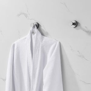 Set di 2 Ganci Moderni in Metallo per Appendere Cappotti e Asciugamani, Fissaggio a Parete con Viti, Finitura Grigio Canna di Fucile per Ingresso, Armadio, Camera da Letto - Product Image 3