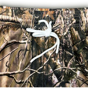 Shorts de sport unisexe coupe mi-longue (5 pouces) en toile épaisse camouflage imprimé à chaud, coupe-vent, style streetwear, avec cordon de serrage - Product Image 6