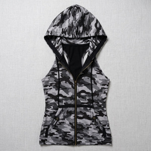 Camiseta sin mangas con capucha y cremallera completa OEM gris camuflaje para mujer, chaleco con cordón, top estilo streetwear, fabricante personalizado - Product Image 3