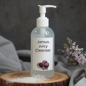 Limpiador Facial Jamun Juicy, Iluminador y Antioxidante, con Limpieza Profunda de Poros, Hidratación y Brillo para una Piel Fresca y Radiante - Product Image 5