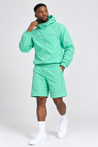 Conjunto Deportivo Ligero Cortavientos para Hombre, Chaqueta con Capucha y Pantalones Cortos, Ropa Deportiva Personalizada de Dos Piezas, Atuendo Casual para Exteriores - Product Image 6