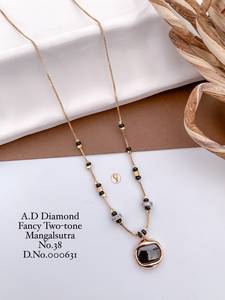 Ensemble de collier pendentif élégant plaqué or avec cristaux de strass et motif floral pour femmes, bijoux de fête - Product Image 2