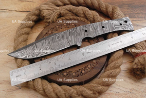 UA Supplies มีดทำมือเหล็กดามัสกัสแบบใบตายสำหรับล่าสัตว์ ขนาด 8 นิ้ว ปลายแหลม รับผลิตตามสั่ง ขายส่ง - Product Image 6