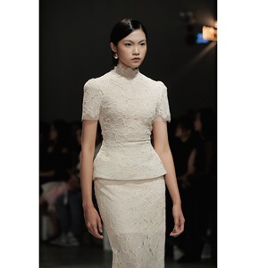 Nueva Tendencia en Faldas para Mujer, Falda ELARA con Encaje Floral, para Todas las Temporadas, Maxi, Estándar, Elegante, con Decoración de Encaje, Color Beige - Product Image 1