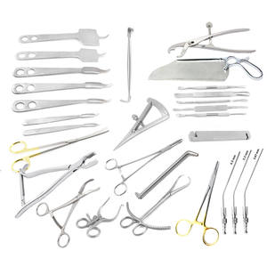 Ensemble d'instruments chirurgicaux manuels en acier inoxydable médical pour la réparation des vaisseaux sanguins et des valves cardiaques par Grip Surgical - Product Image 1