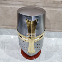 Casque de Chevalier Templier Médiéval Portatif en Acier Doux avec Croix en Laiton, Sangle en Cuir Réglable pour Reconstitutions Historiques