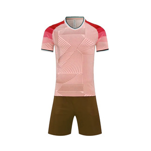 Tenue de football de qualité supérieure à vendre, uniforme de football de la meilleure qualité, uniforme de football sur mesure, vêtements d'entraînement de football. - Product Image 1