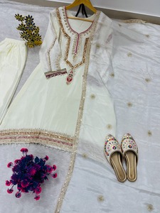 Ensemble Sharara brodé en chinon noir et blanc, style boutique indienne, avec dupatta, tenue ethnique traditionnelle pour femme, idéal pour mariage, dernière collection USA - Product Image 4