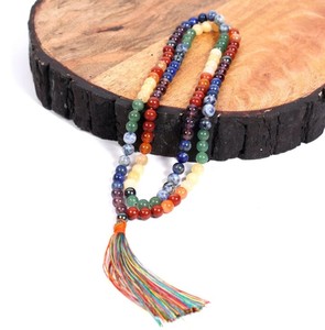 Bracelet élastique en pierres naturelles 7 chakras, bijoux en pierres précieuses multicolores, unisexe, avec pompon Mala, pour anniversaire - Product Image 4