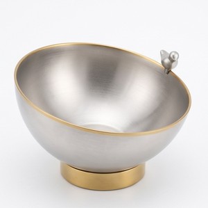 Bols de service ovales en métal plaqué or avec motif martelé Bol de vaisselle bon marché pour la maison Bol de service pour hôtel et restaurant - Product Image 1