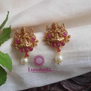 Nakshi Trendy Stud Earrings-18K Gold Plated Zinc Alloy with Zircon & Pearl Oxidized Polish Casual - Product Image 1