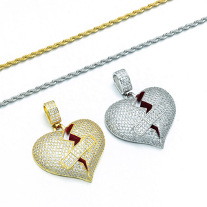 Colgante de Corazón Roto con Incrustaciones de Diamantes Moissanite, Plata 925, Joyería Hip Hop - Product Image 6
