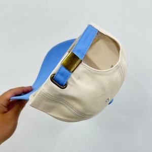 Casquette de baseball beige et bleue, 5 panneaux, ajustée, unisexe, en coton, décontractée, printemps-été, couleur unie, avec bouton décoratif - Product Image 5