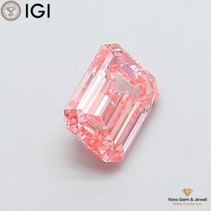 เพชร CVD ทรงมรกต น้ำหนัก 1.50 กะรัต สีชมพูสดใส ความสะอาดระดับ VS1 พร้อมใบรับรอง IGI สำหรับจี้สุดพิเศษ - Product Image 4
