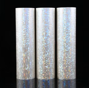 Película de Laminación Térmica Holográfica de Diseño Personalizado, Adhesivo PET, Lámina Holográfica Transparente con Efecto Arcoíris para Impresión y Empaquetado - Product Image 1