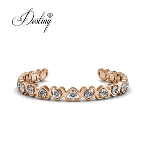 <span class=keywords><strong>Bracelet</strong></span> de tennis à la mode orné de cristaux <span class=keywords><strong>Swarovski</strong></span> en <span class=keywords><strong>argent</strong></span> sterling 925 Daisini <span class=keywords><strong>Bracelet</strong></span> de bijoux plaqué or 18 carats - Product Image 4