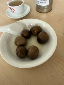 Champignons en conserve de qualité supérieure en saumure, origine Vietnam, qualité alimentaire, vente en gros, export, fournisseur OEM, marque privée - Product Image 1