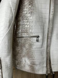 แจ็คเก็ตหนังผู้ชายสั่งทำพิเศษสำหรับผิวบุคลิกที่เป็นผิวแห้ง ทนน้ำ ระบายอากาศได้ดี สำหรับฤดูหนาว สไตล์ใหม่ ผ้าแคนวาส ลดราคา - Product Image 6