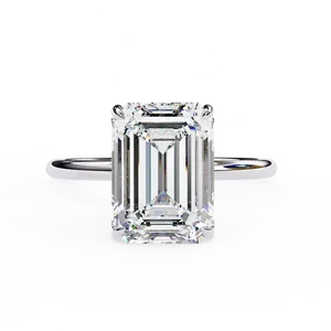 Bague solitaire en diamant de laboratoire taille émeraude 2,5 carats, sertie de deux griffes en V, tige fine, style Art Déco, bijou de fiançailles - Product Image 2
