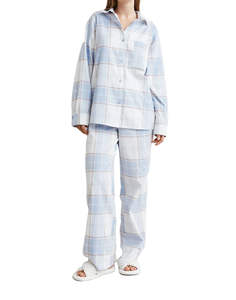 Nuevo Diseño de Ropa de Dormir de Invierno para Mujer, Conjunto de Pijama de 2 Piezas, Ropa de Dormir Transpirable de Alta Calidad en Varios Colores - Product Image 1