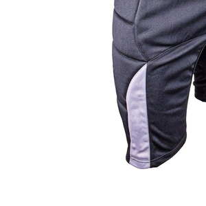 Shorts pour hommes de style décontracté, design tendance, tissu en toile coupe-vent, taille haute, fermeture à cordon, longueur genou. - Product Image 5