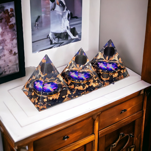 อีพ็อกซี่คุณภาพสูงสำหรับงานฝีมือ พรีเมียมเกรด จำหน่ายจำนวนมาก ปิรามิดออร์กอน ทรงกลมอะเมทิสต์ ชิปส์อาเกตสีดำ อัญมณีธรรมชาติ ทำด้วยมือ - Product Image 2