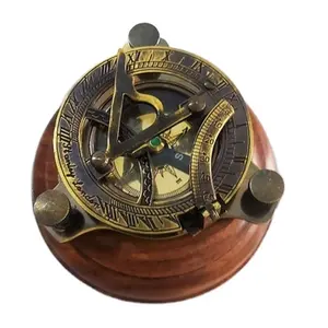 Sundial kompas Kuningan kotak dasar kayu kompas Sundial kompas antik untuk dekorasi kantor ulang tahun hadiah perusahaan Logo Anda