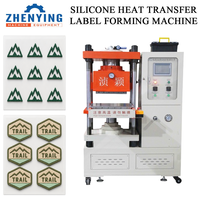Machine de moulage par transfert de chaleur 3D en silicone haute précision 25T/50T personnalisée pour étiquettes en silicone/logos en caoutchouc sur vêtements d'extérieur