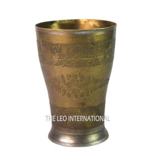 Ensemble de 2 verres en verre, acier inoxydable et laiton, style européen, design créatif, pour la maison et les cadeaux de mariage - Product Image 3