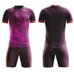 Prix compétitif, nouveau style d'uniforme de football, couleur unie et motif uni, uniforme de football disponible à un prix raisonnable - Product Image 3