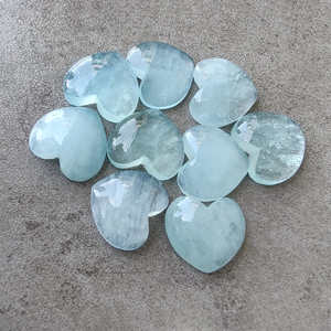 Pierre précieuse naturelle de qualité AAA, bleu aqua, taille cœur, cabochon laiteux, dos plat, calibrée, pour la fabrication de bijoux - Product Image 6