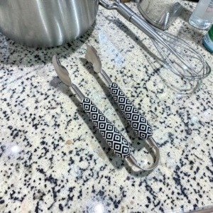 Modern Silver Plated <b>Serving</b> <b>Tongs</b> With Black White Geometric Handles Long Handle Dishwasher Safe Party Utensils - Product Image 4