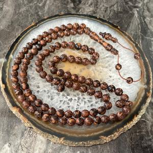 Tasbih Mala de Madera Pulida Ecológica, Duradera y Hecha a Mano, Cuentas de Oración para Meditación y Zikr, Estilo Ángel por Tradebyd - Product Image 1