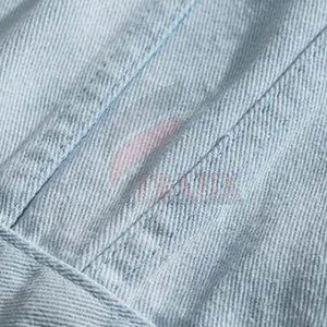 เสื้อแจ็คเก็ตยีนส์ผู้ชาย ระบายอากาศได้ดี ผ้าฝ้าย แฟชั่นลำลอง รับผลิตตามแบบ พร้อมสกรีนโลโก้ ผู้ผลิตเสื้อแจ็คเก็ตยีนส์ผู้ชายคุณภาพพรีเมียม - Product Image 4