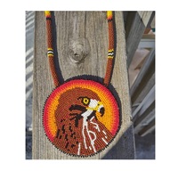 Ensemble collier et boucles d'oreilles tendance en perles de verre multicolores avec chaîne à maillons pour un style ethnique moderne indo-occidental