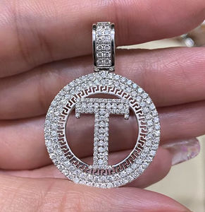 Colgante con Letra T y Diamantes de Imitación Redondos, Chapado en Rodio, Estilo Hiphop, Unisex, Ideal para Regalo - Product Image 1