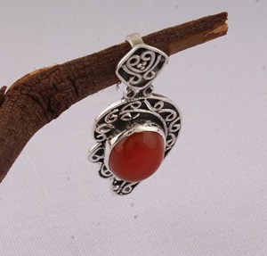 Pendentif en onyx rouge naturel, bijoux en argent sterling 925, pendentif en pierre précieuse rouge vibrante, style vintage, collier ovale en onyx pour femmes - Product Image 6