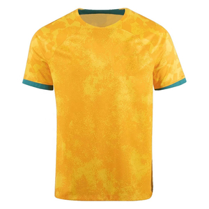 Maillot de football personnalisé 100% blanc/rouge bicolore avec short et une paire de chaussettes pour hommes et femmes, tenue de basketball - Product Image 1