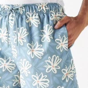 Shorts de bain pour hommes en polyester extensible, respirants et à séchage rapide, avec impression par sublimation, personnalisables, vente en gros - Product Image 2